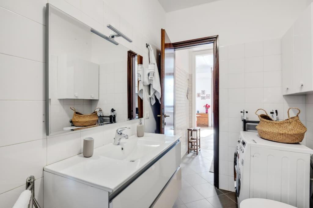 Easylife - Bello E Luminoso Flat In Zona Centrale Milano Exterior foto