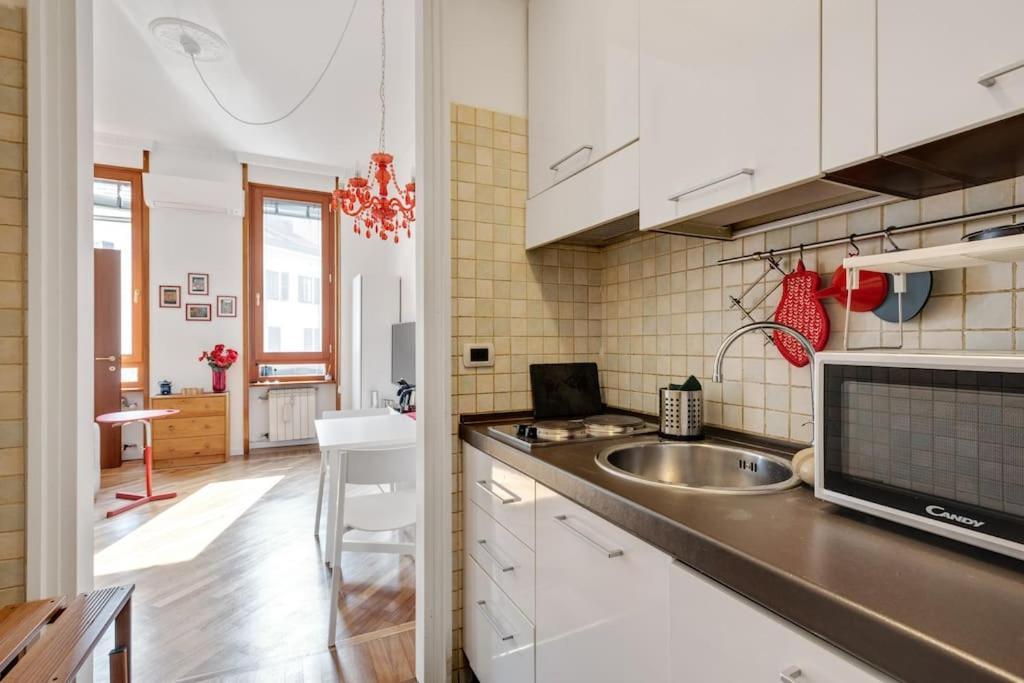 Easylife - Bello E Luminoso Flat In Zona Centrale Milano Exterior foto